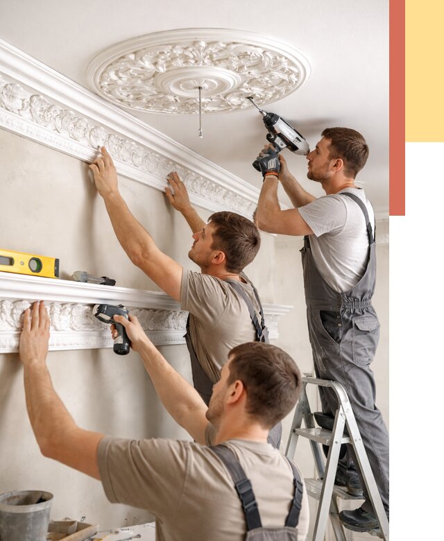 Монтаж лепнины на потолок в Нововоронеже от 3238 руб. быстро и недорого | ОТДЕЛОЧНИК-Нвв